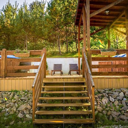 Glamping Pod Gwiazdami Pietrusza Wola Hotel Ngoại thất bức ảnh