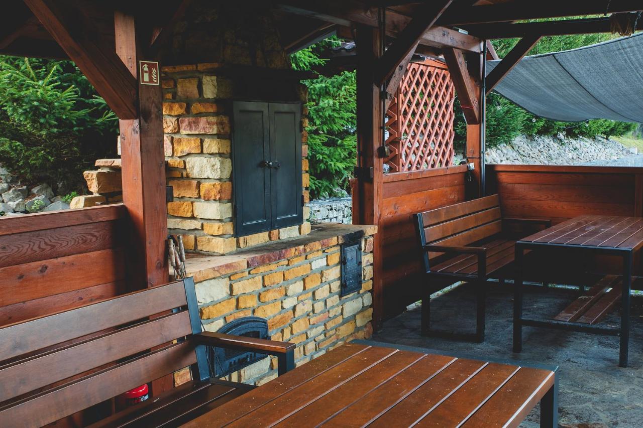 Glamping Pod Gwiazdami Pietrusza Wola Hotel Ngoại thất bức ảnh
